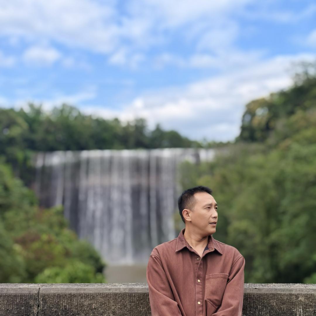 ° 乐 ，楽 ，嚛