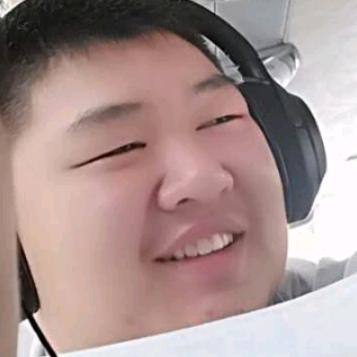 ジャイアン🐷居安