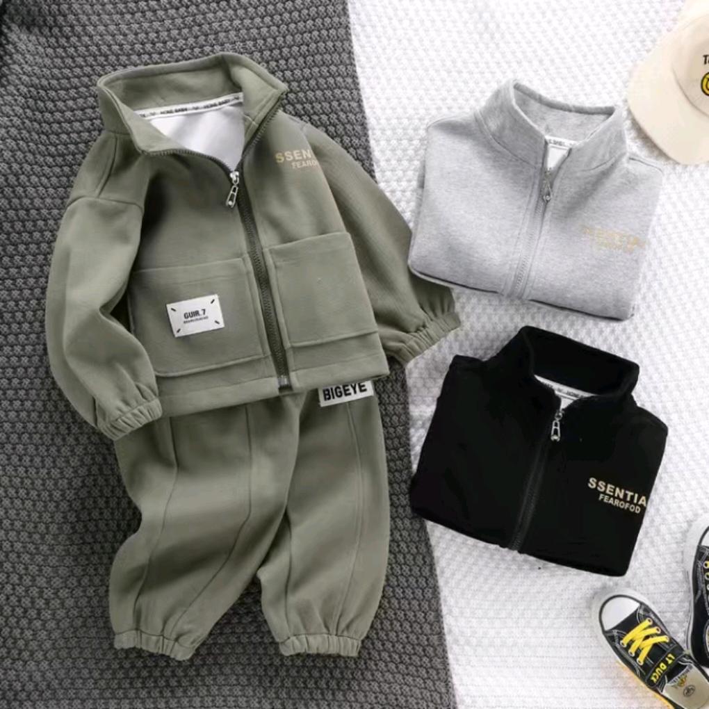 锴谕服装优品店