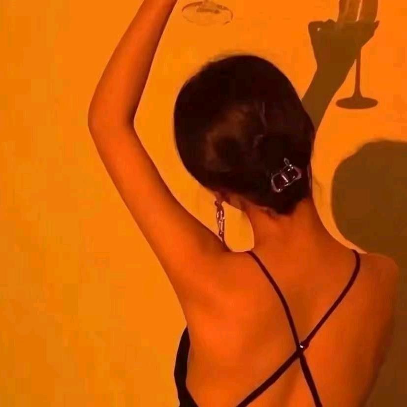 念褚