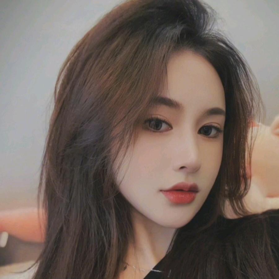 🤼‍♀️🤼‍♂️