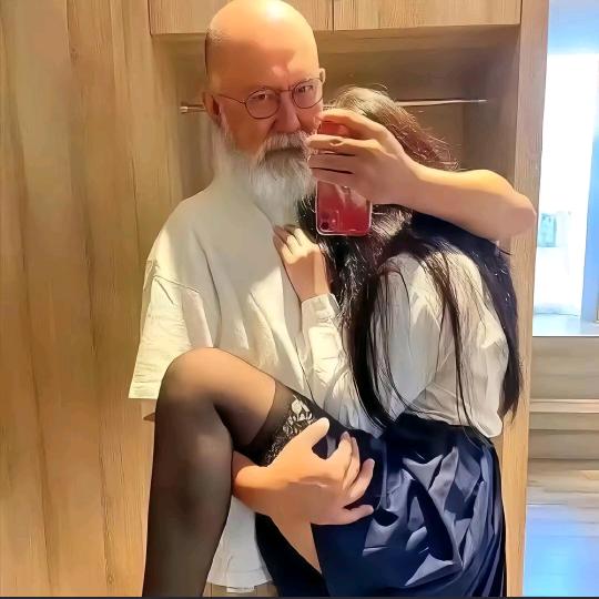 累了困了还有我