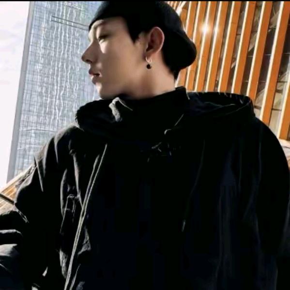 鸣谷集合店～爆款返场