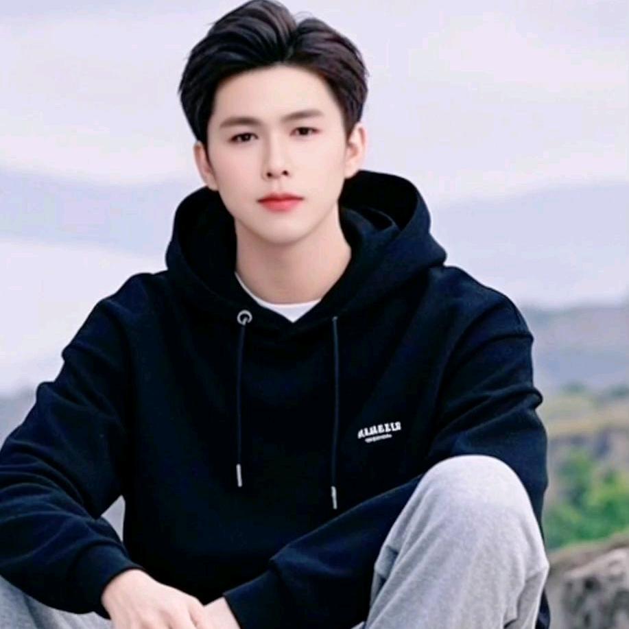 💘ღ🍒相濡以莫꧔ꦿ💋⁵²º᭄💘\