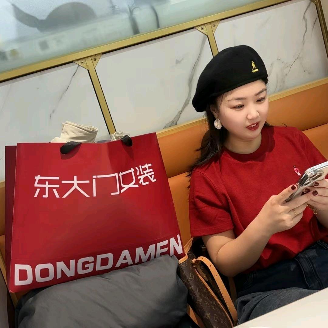 东大门宝藏女装店