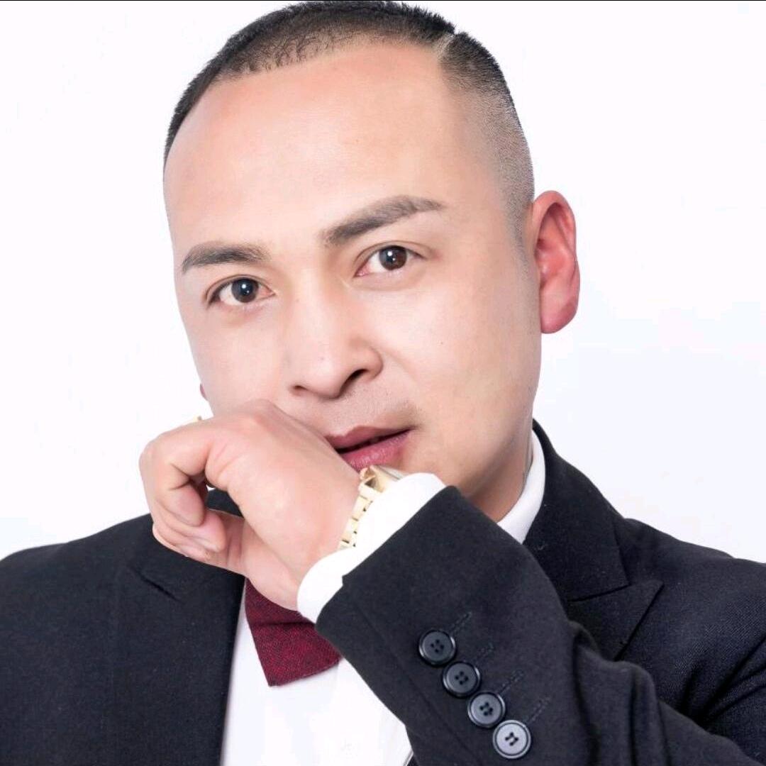 (๑•ั็ω•็ั๑)齐心何李✿✿ヽ(°