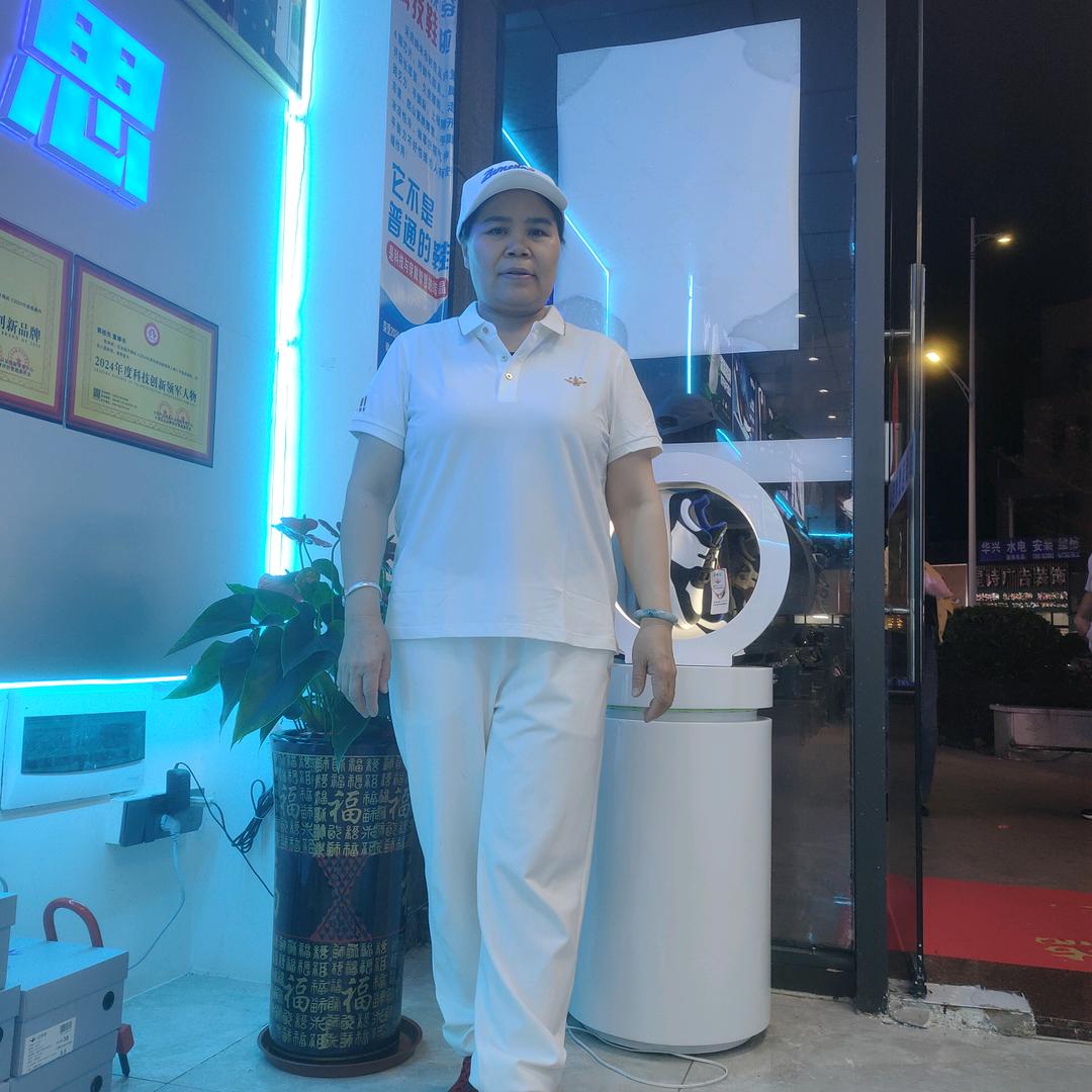 足梦思科技运动鞋陈江店文燕