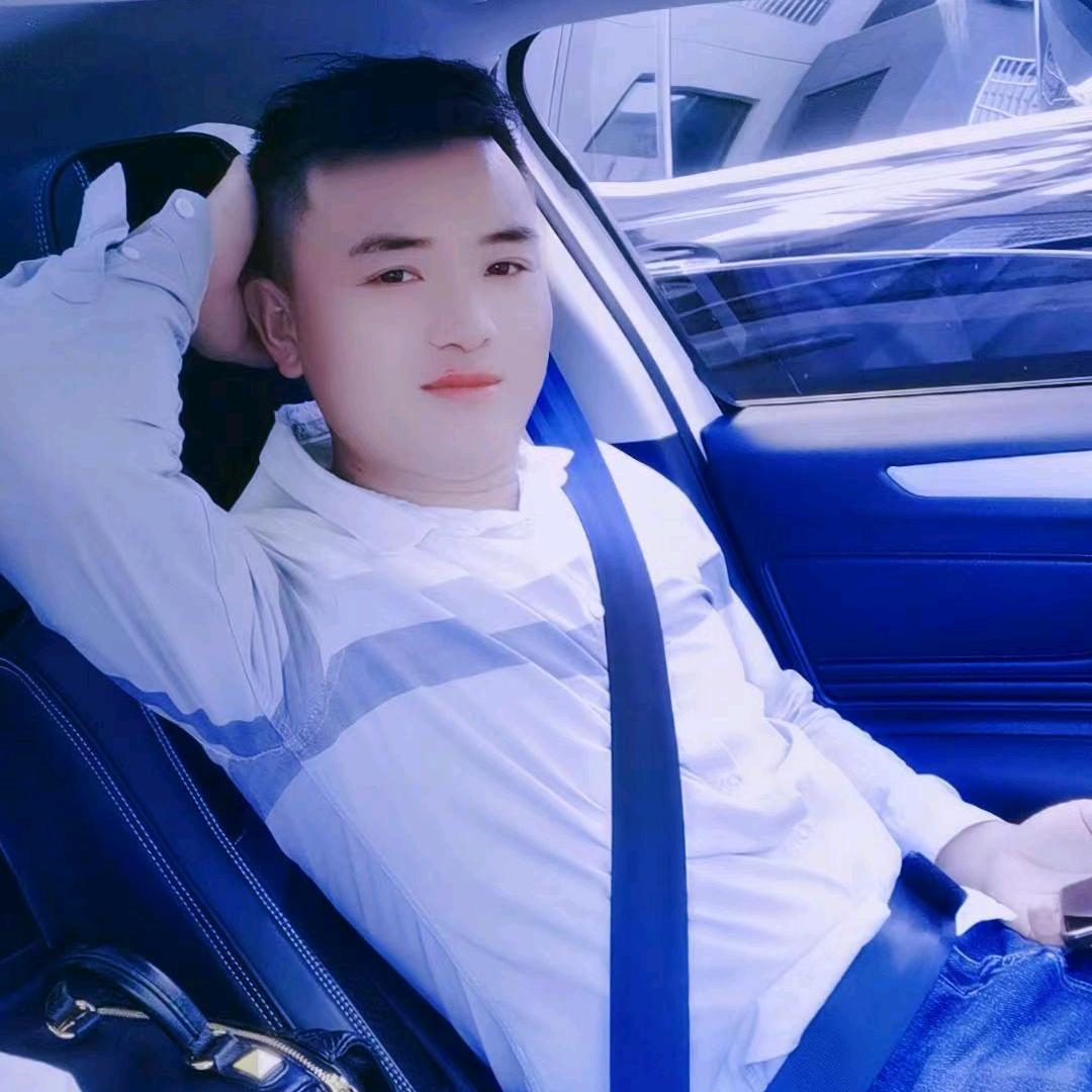小龙，专业内外装饰