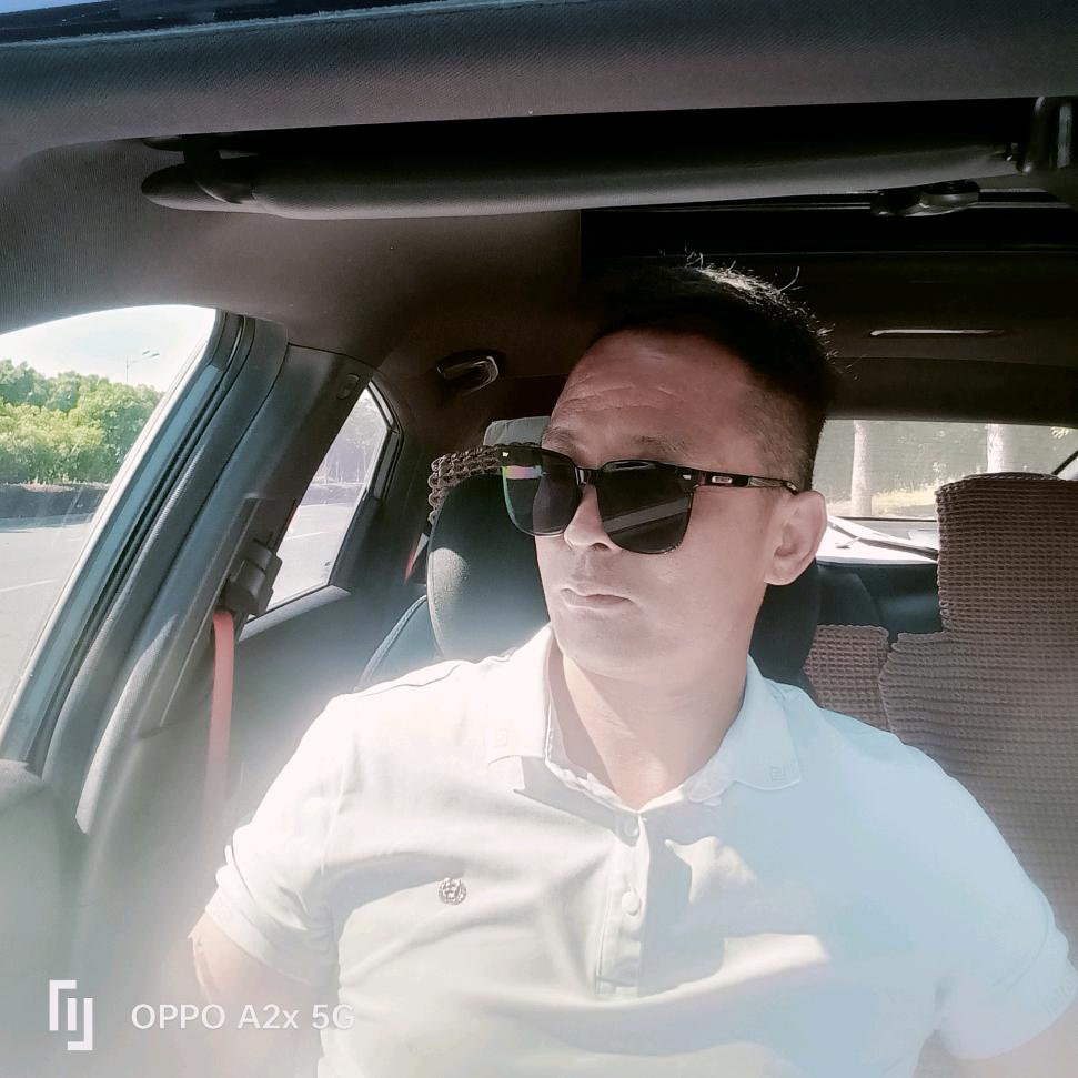 21  :  57(●—●)