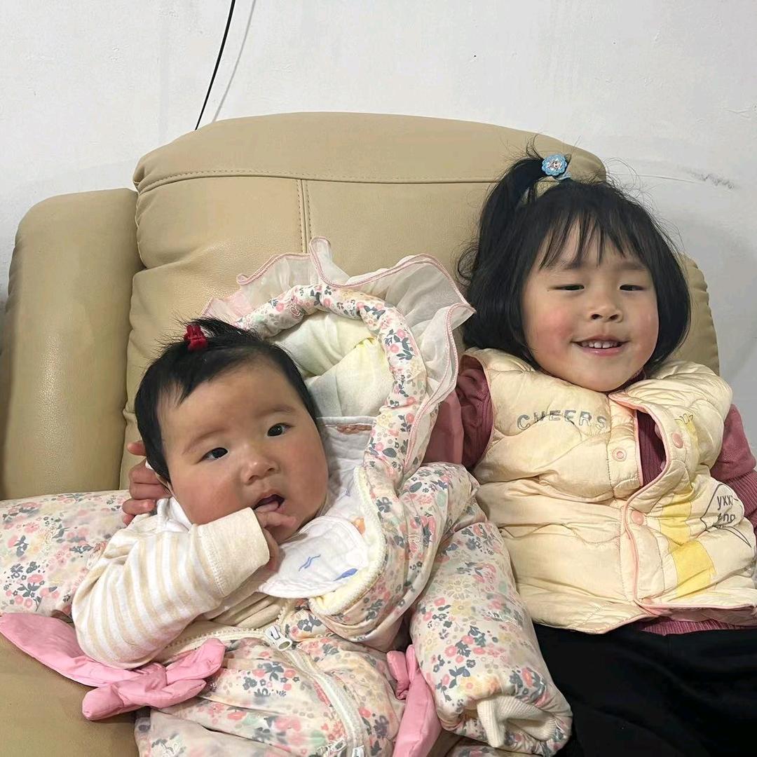 我家丫头叫妹妹😊