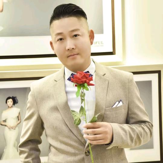 婚礼主持人郭小东