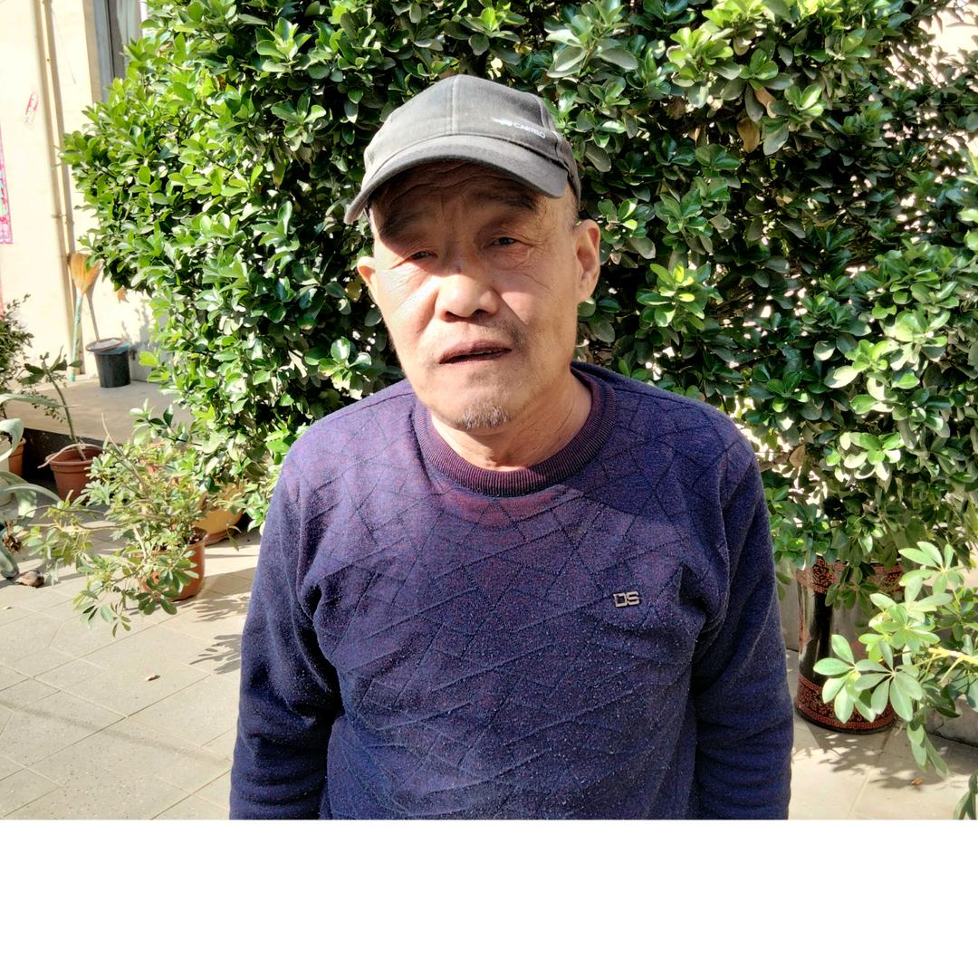 老李.爱唱歌