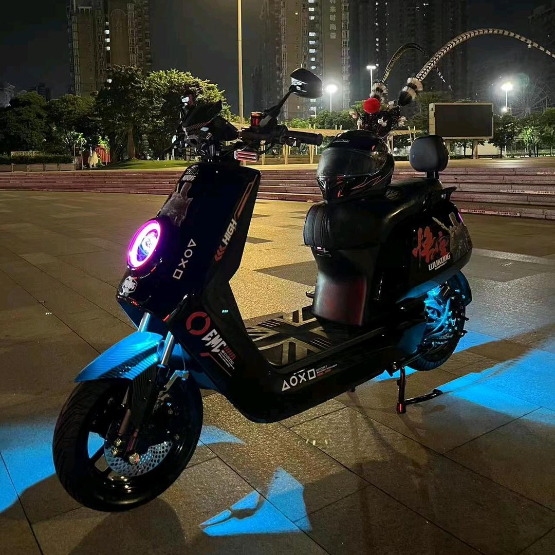 电动车批发：二手车，新车，库存。