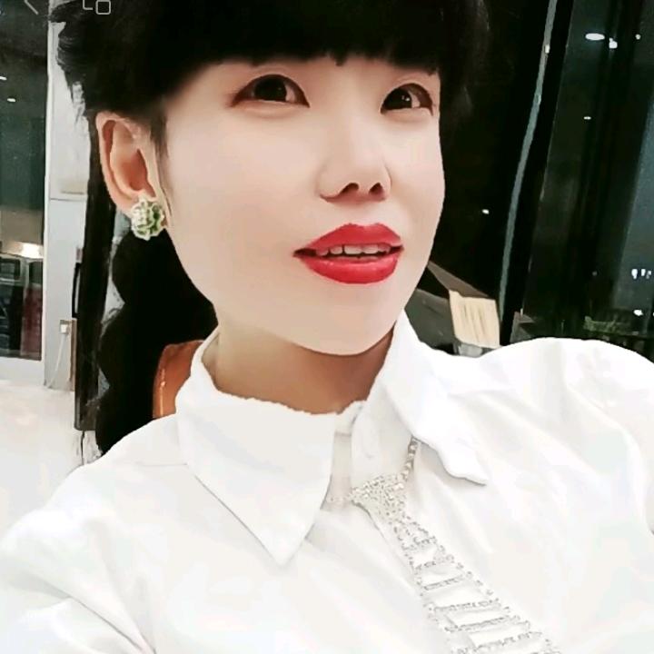 四妹时尚衣帽间