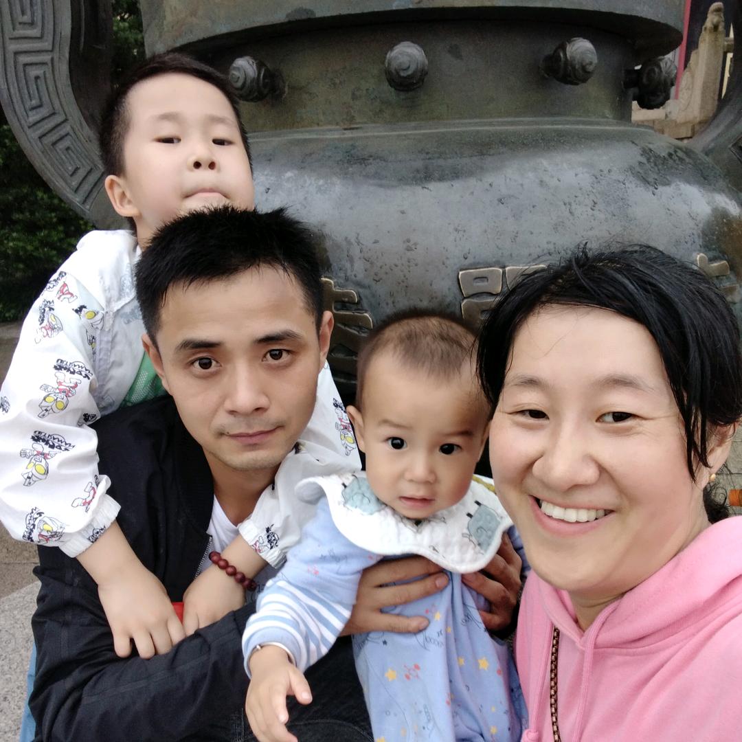 幸福一家人（原小苒妈咪）