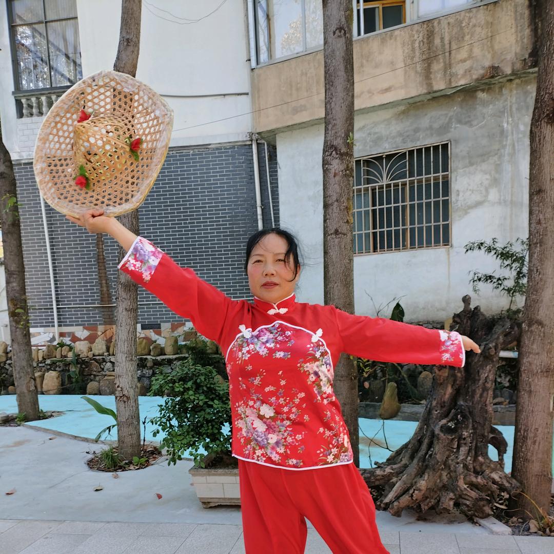 人妹美发型