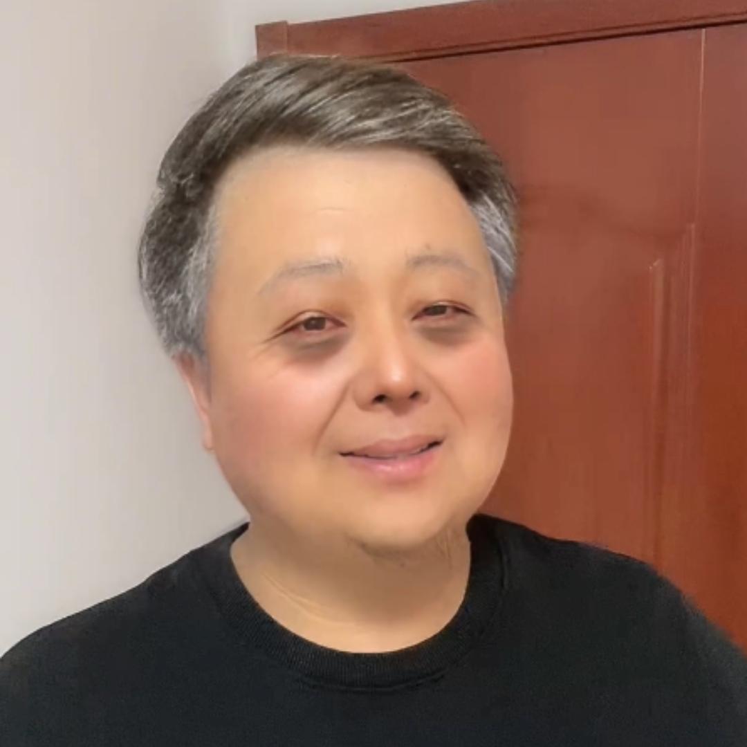贝贝不背