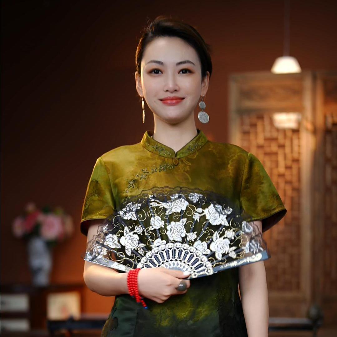 织夏国风高定女装