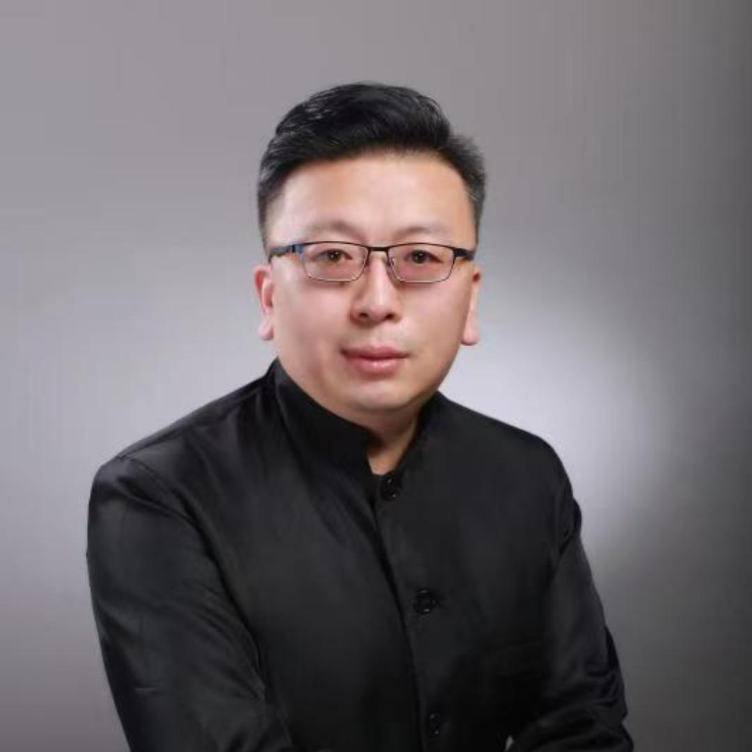 刀疤超（汽车照明网）