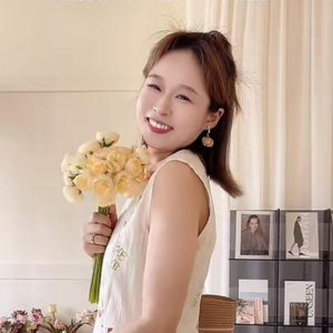 七七小个子定制穿搭分享