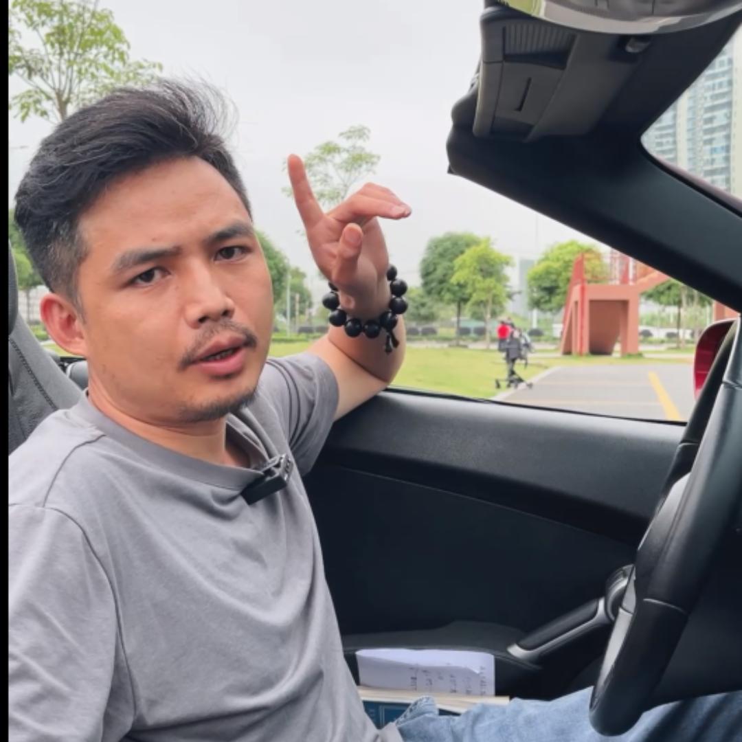 四轮情怀名车