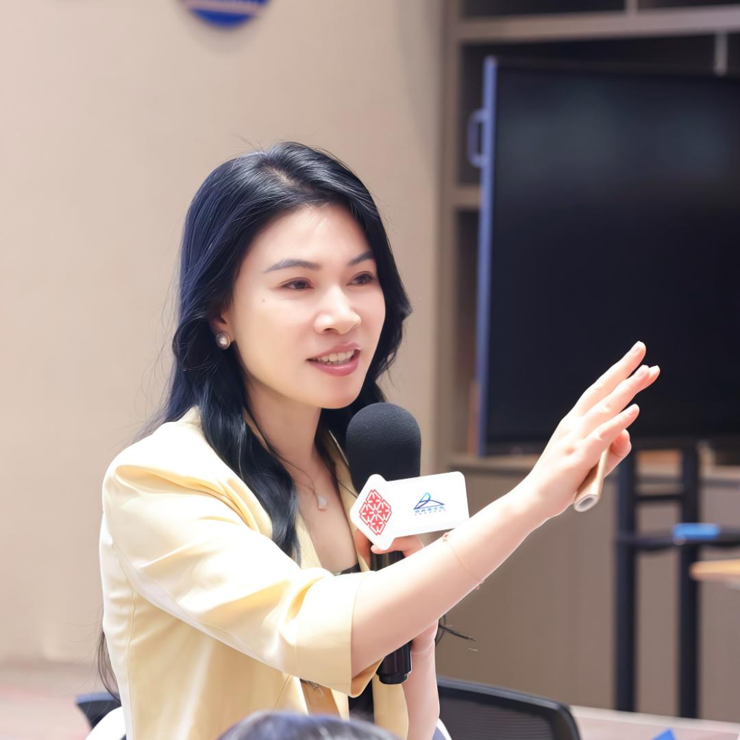 许林芳本人-君杰