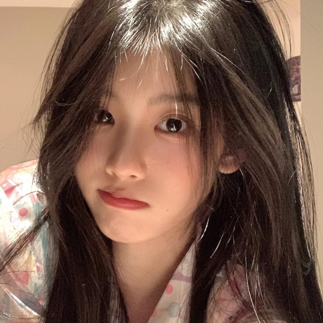 鸮崤服饰工厂店