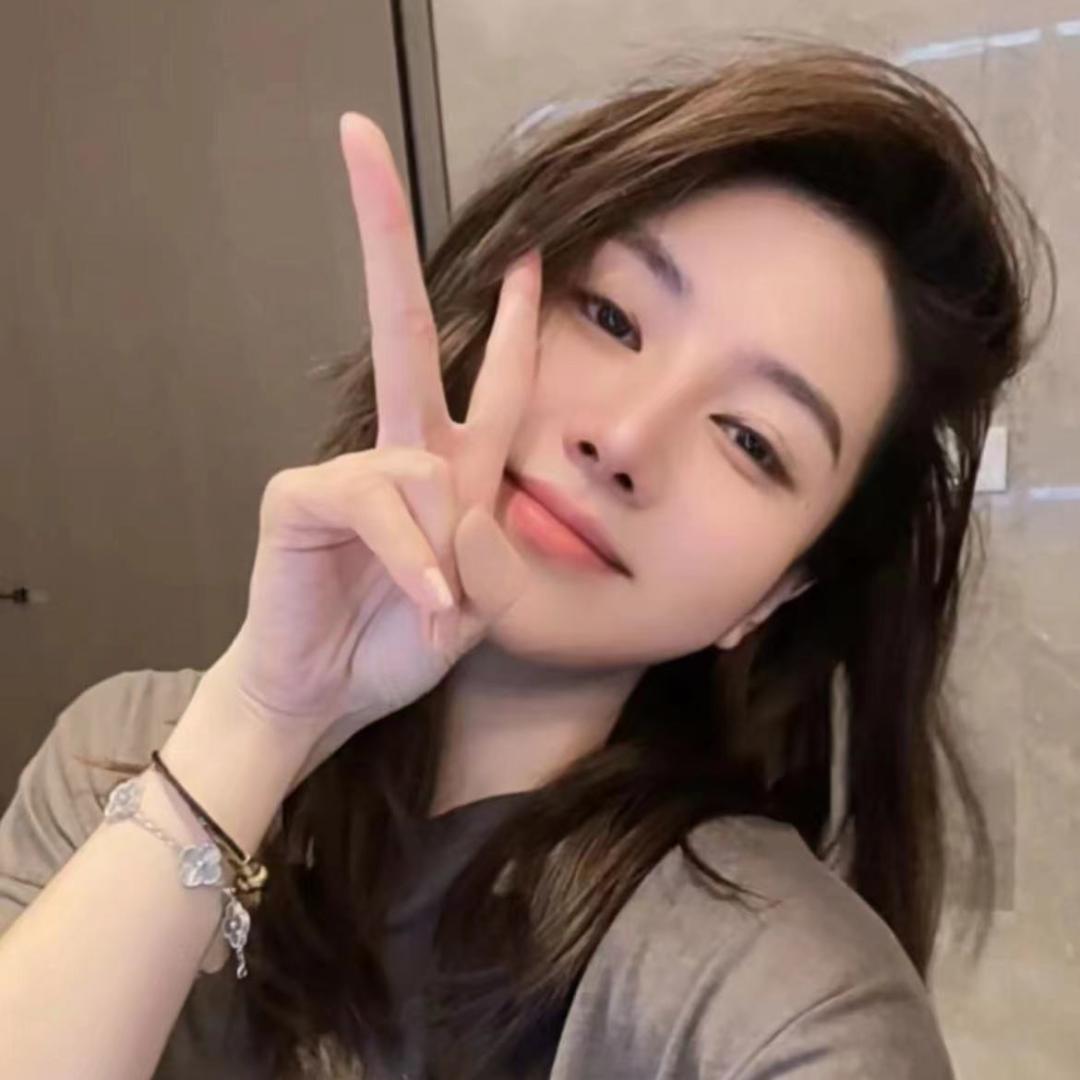 月月不吃鱼百变穿搭