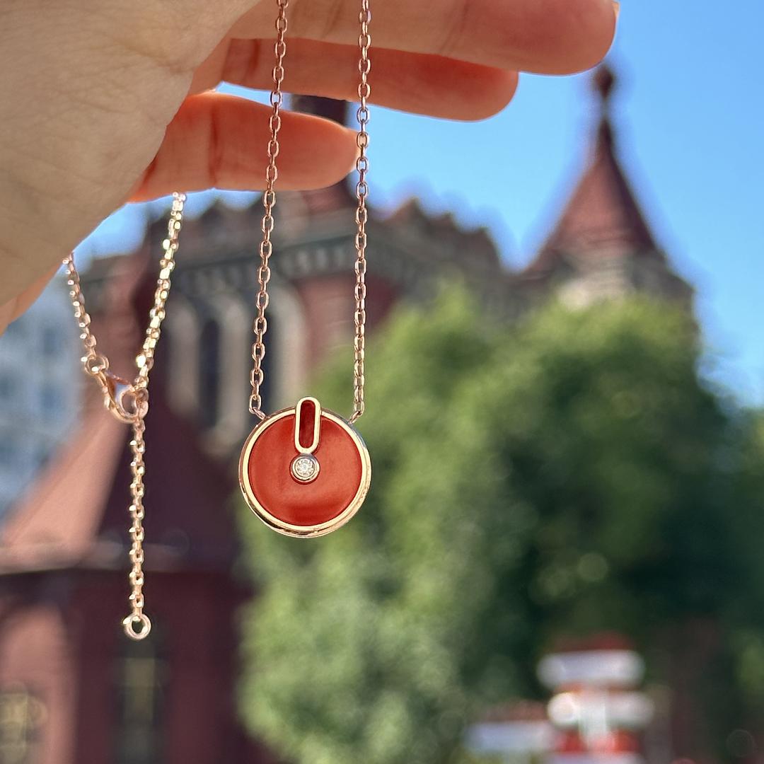 YVONLI一万李 Helen