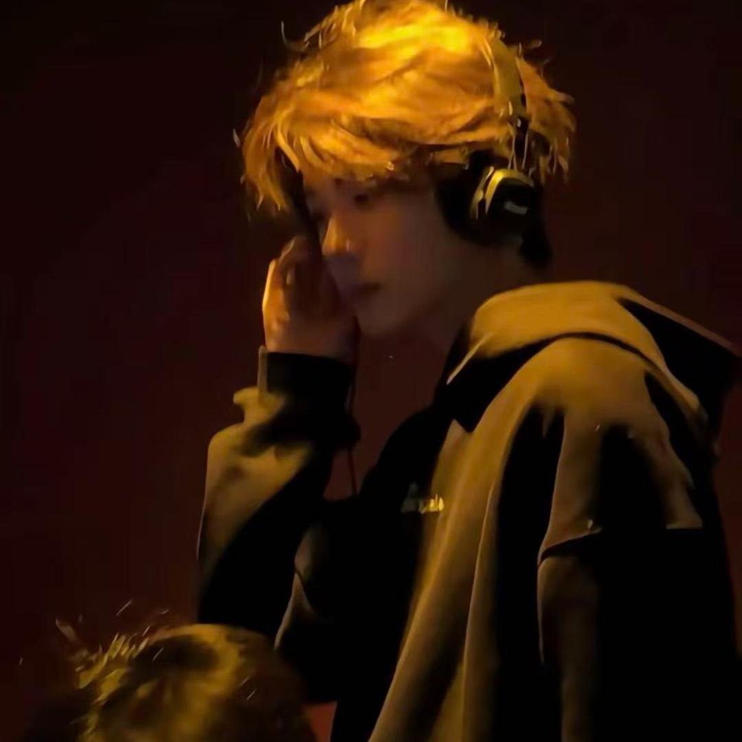 俗人（贪财好色）