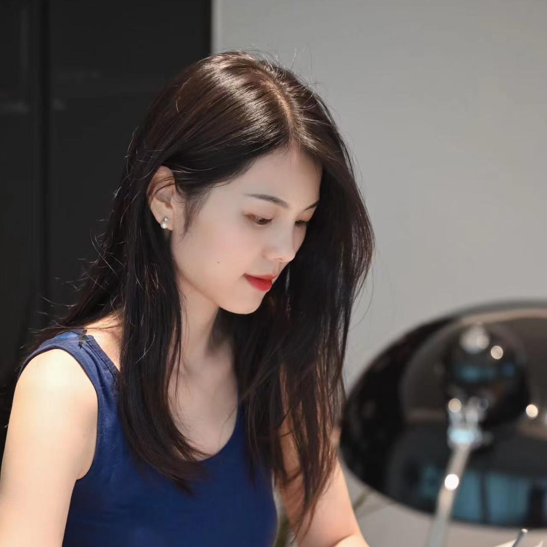 设计师蒂娜
