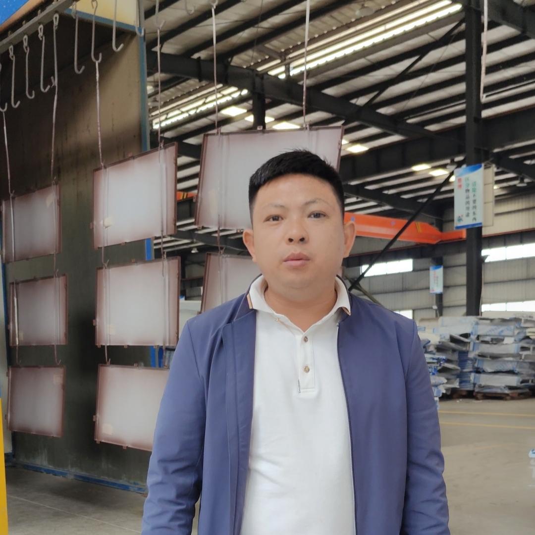 成都眺晨铝单板工厂