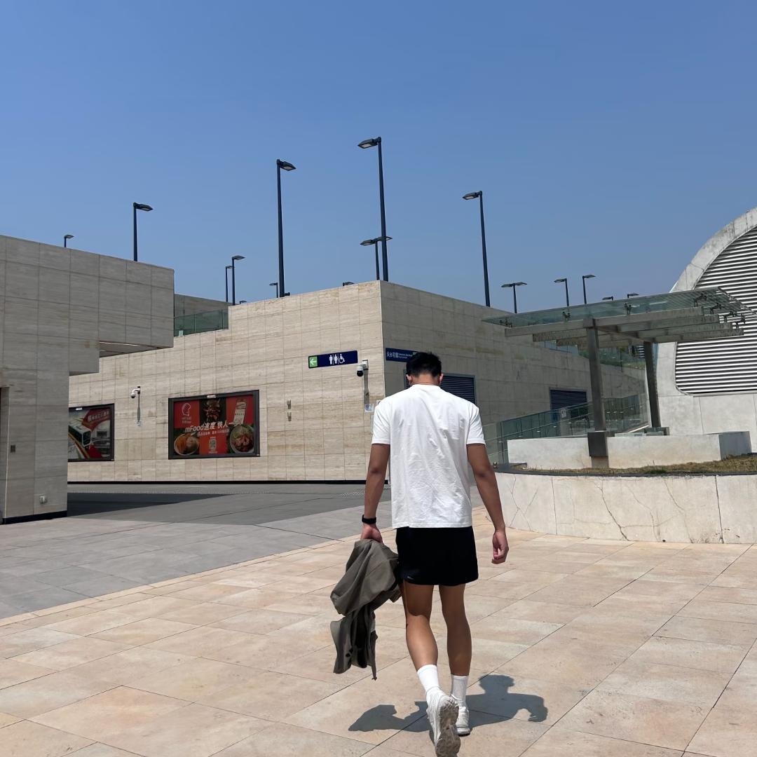 龙沛文创意商贸铺子