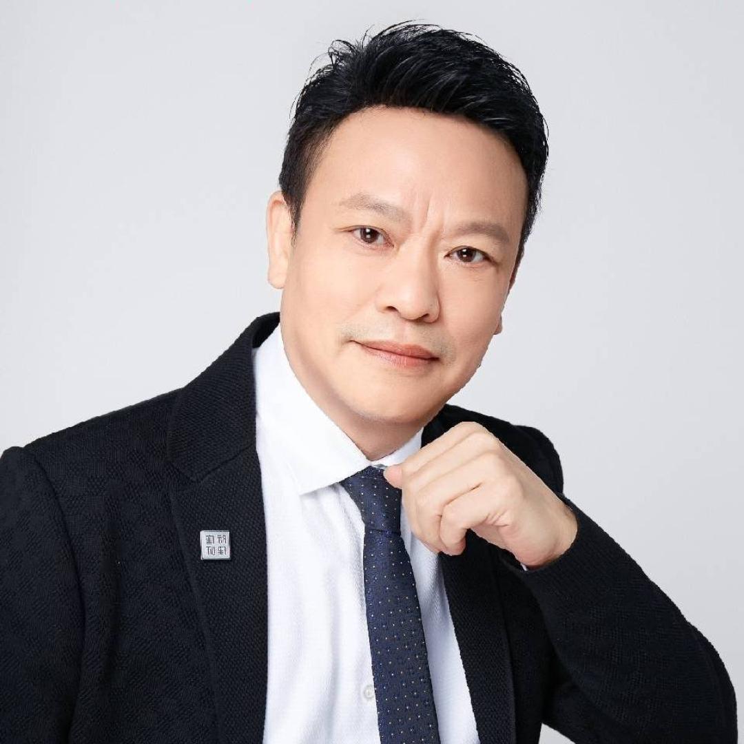 刑辩痴人刘平凡