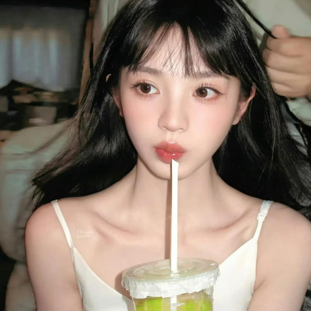 鹿鹿爱穿搭