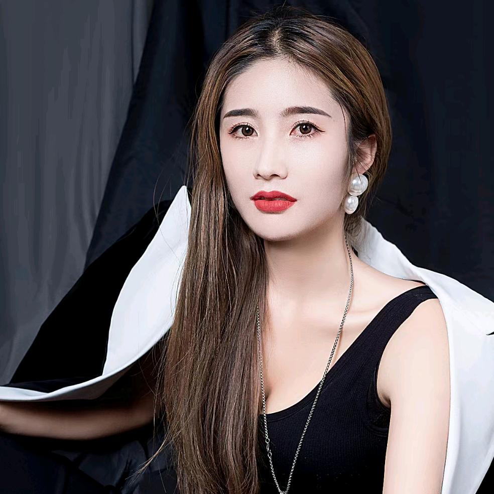 在铜仁做美甲美睫的啊四