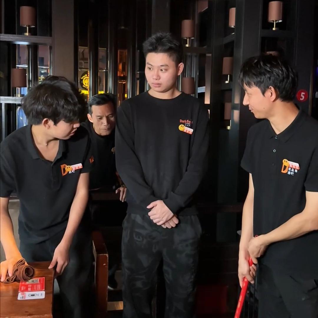 黑森林酒吧江岸店