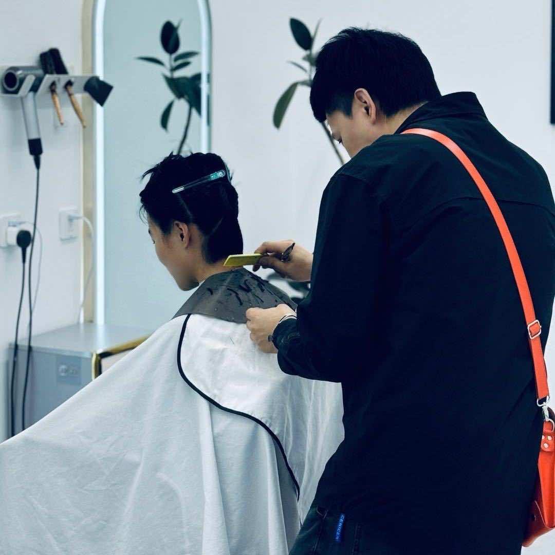 北京阿超（发型设计）专做超显白发色