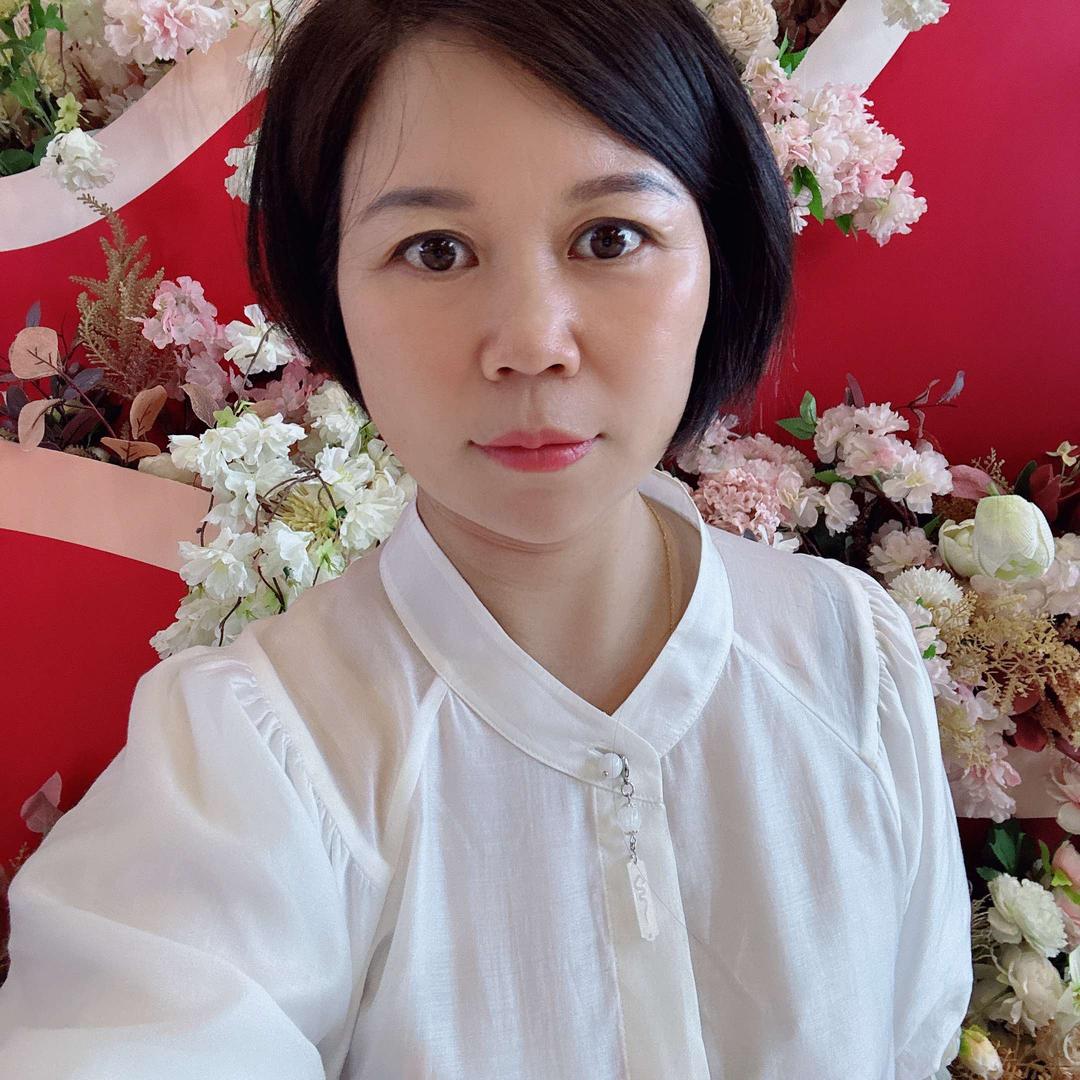 邵东美业佳丽名妆花姐