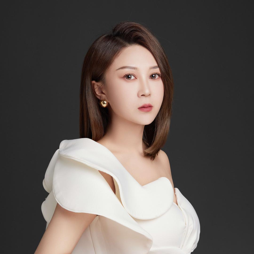 大庆眉老板——威娜