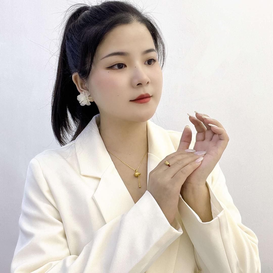 茂名眉型设计师莹莹