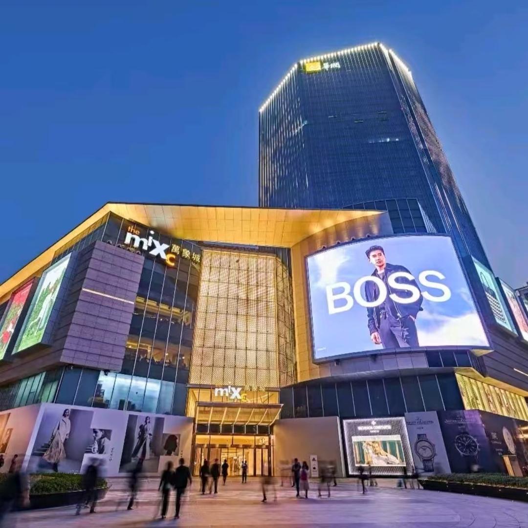 全球大牌奢品折扣-偌彤