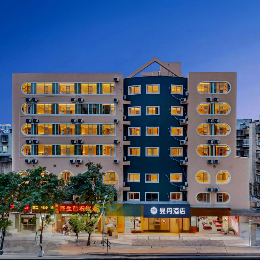 曼丹酒店（昆明南屏步行街弥勒寺地铁站店）