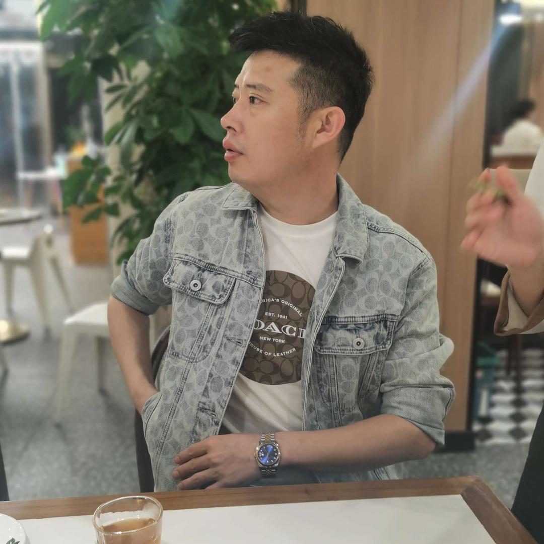 燕郊汽车贴膜浩哥