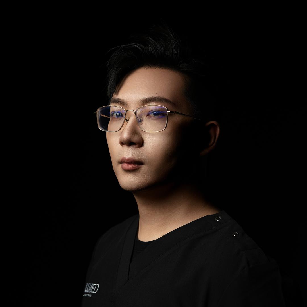 研究变美的刘洋