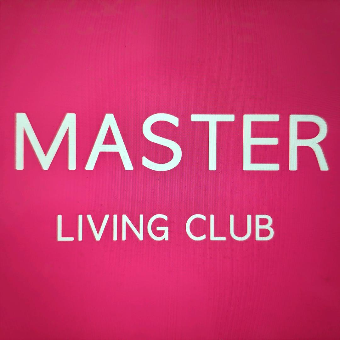 MASTER LIVING CLUB