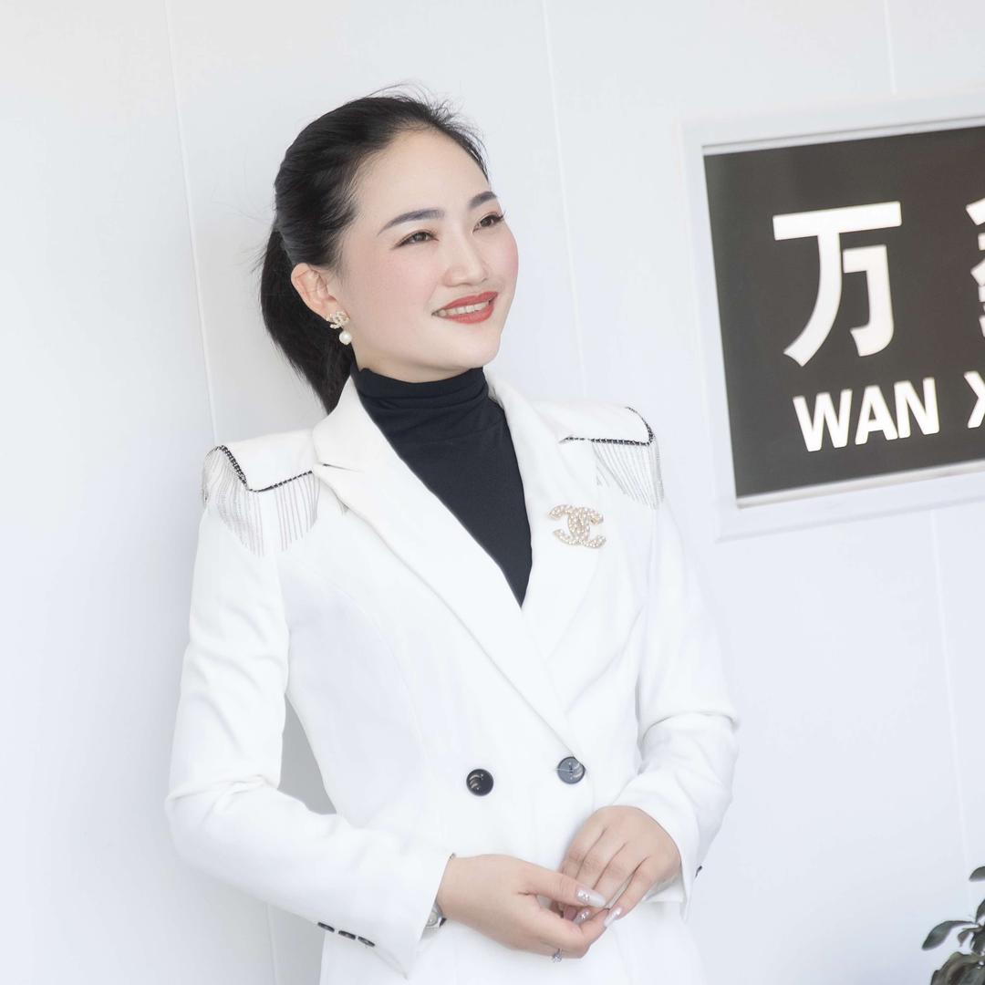 湘乡市万鑫门窗有限公司