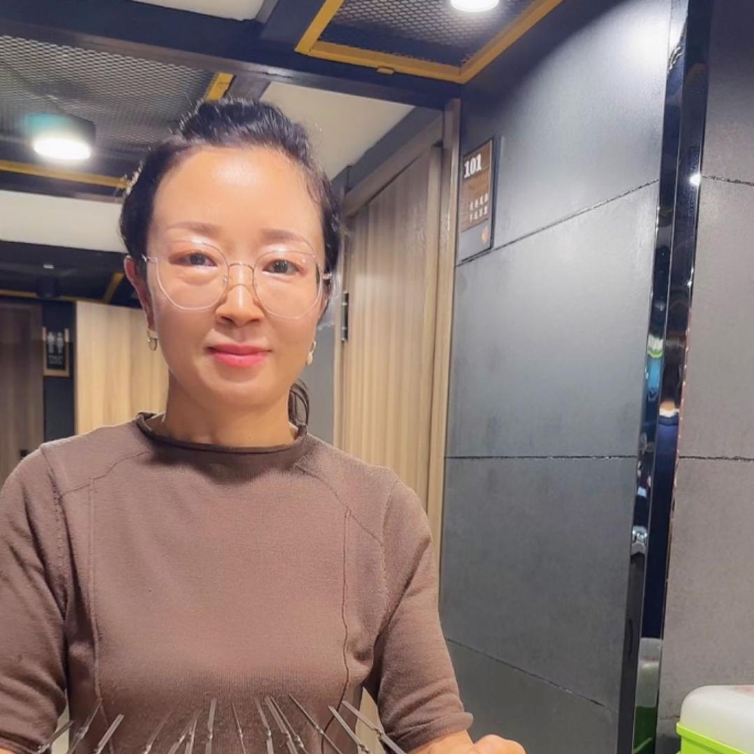 燕子在山丹开烧烤店