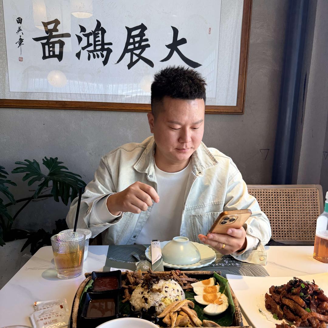 廖记老菜馆纸包鱼官方号