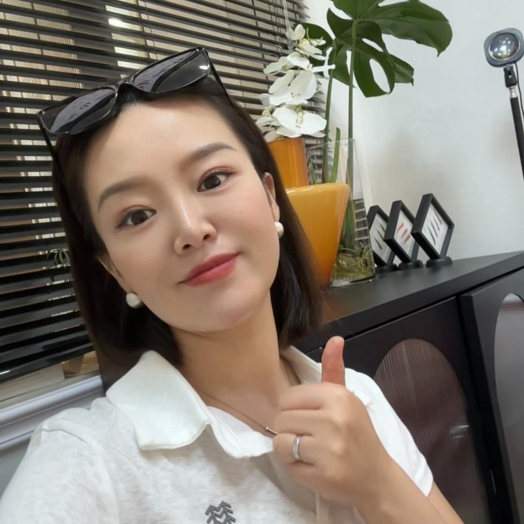 龙山名流眉型设计亚群